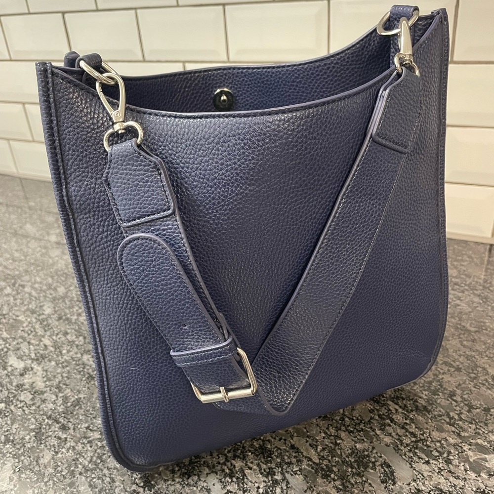 White House Black Market Shoulder bag